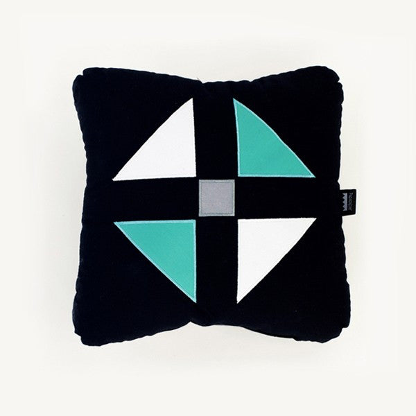 Triangle design square pillow