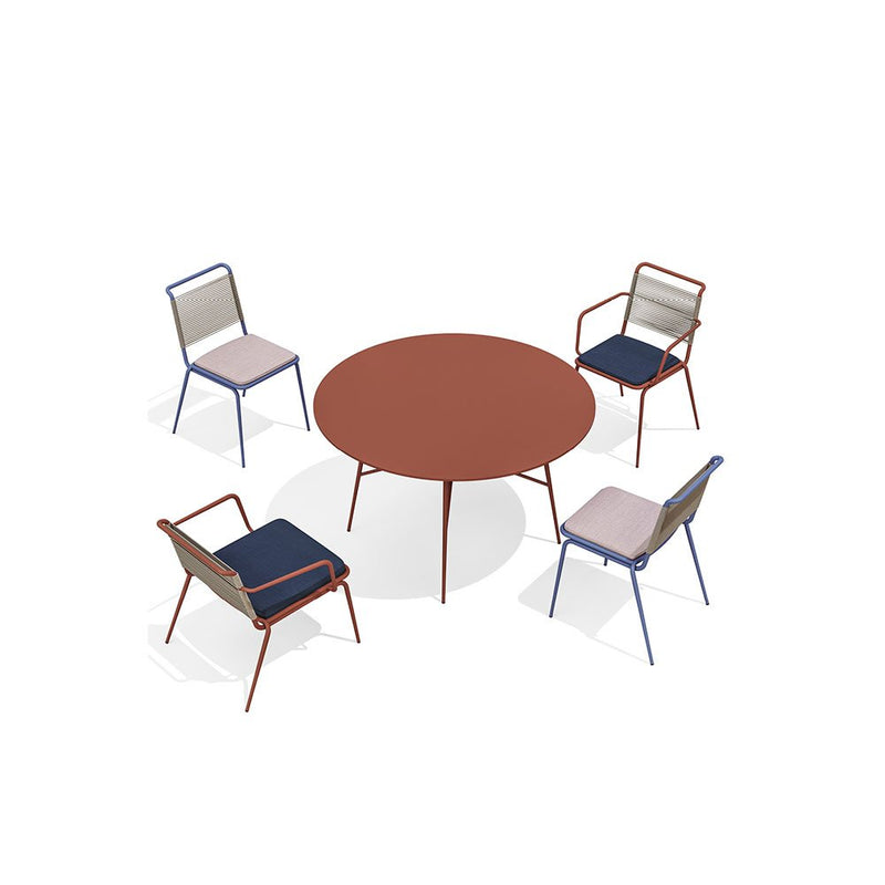 Kissi Chair With Armrests