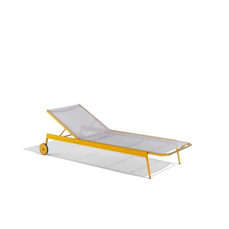 Kissi Sun Lounger with Wheels