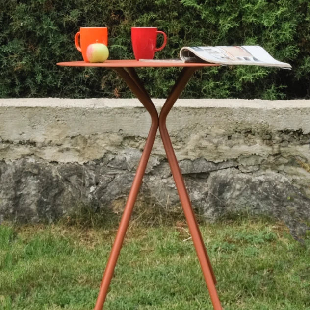 Lily Bar Table