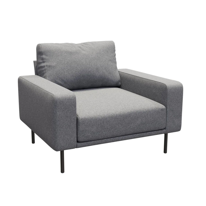 Piu Armchair
