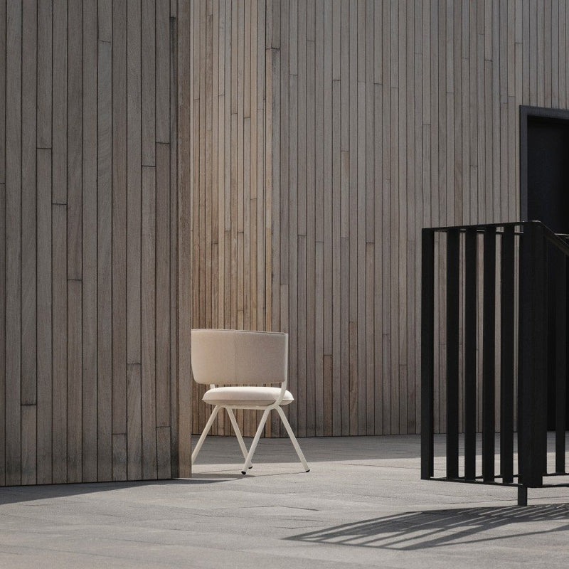 Plie Lounge Chair