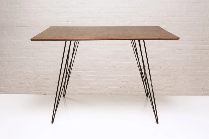 Williams Table / Walnut / Rectangle