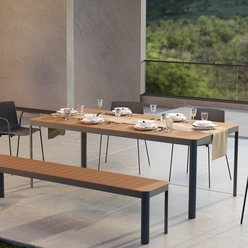 Elusive Outdoor Table | Ceramic Top