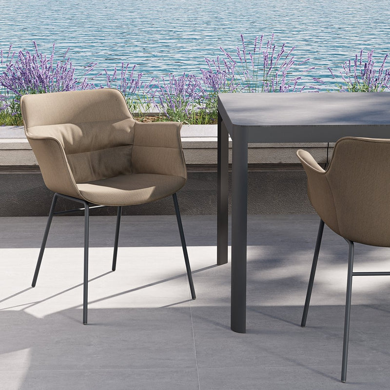 Rego Play X Base Upholstered Outdoor Chair