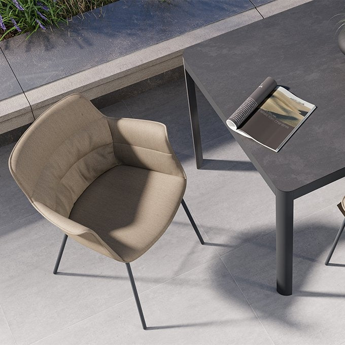 Rego Play X Base Upholstered Chair