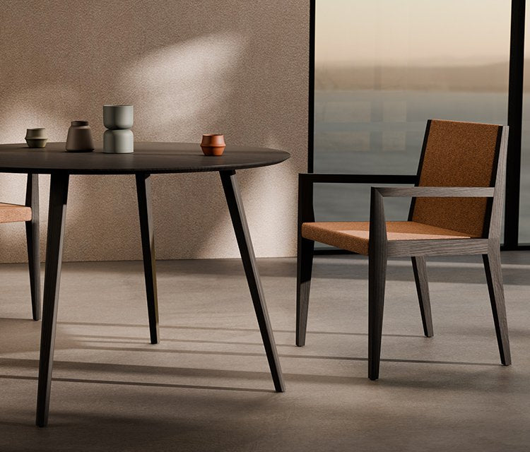 Woodplate Round Table
