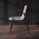 Unia Lounge Chair
