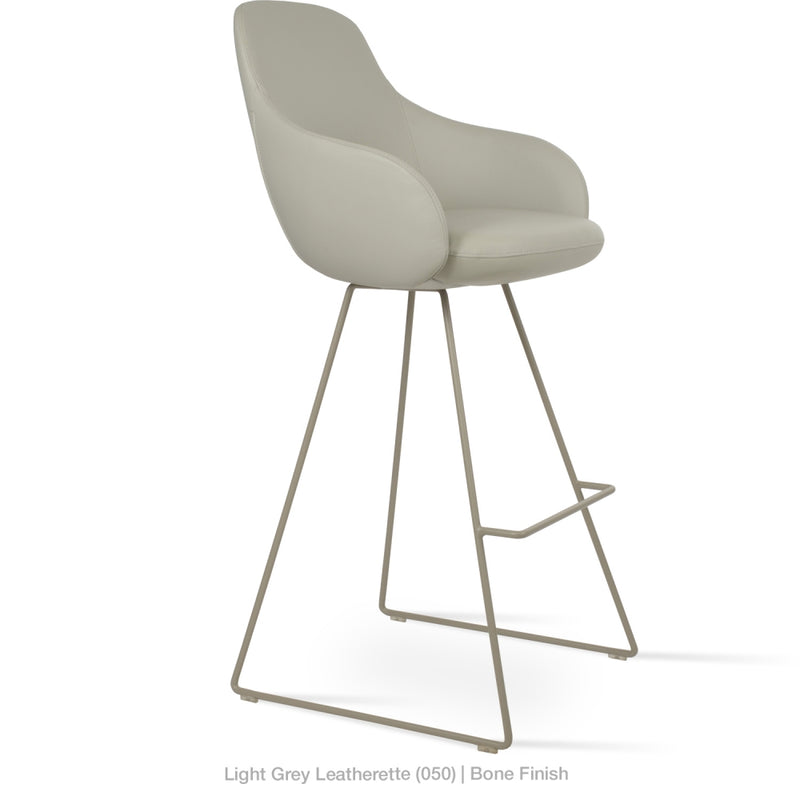 Gazel Arm Wire Stool