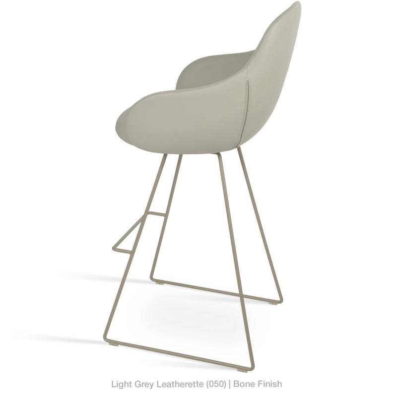 Gazel Arm Wire Stool