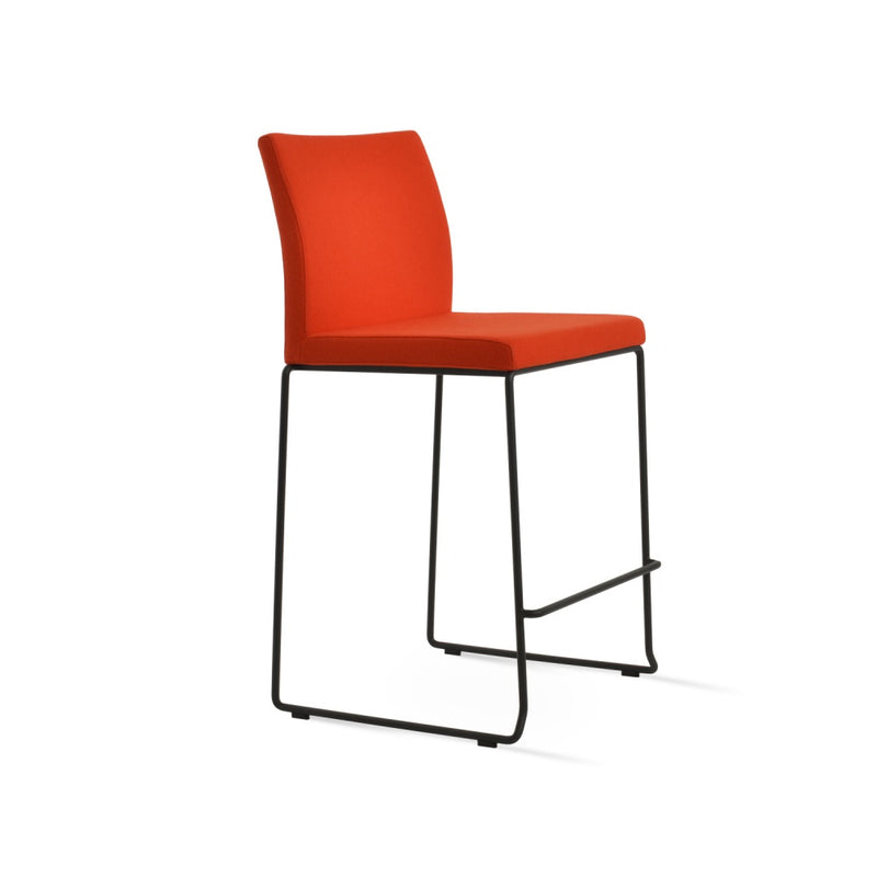 Aria Wire Stackable Stools