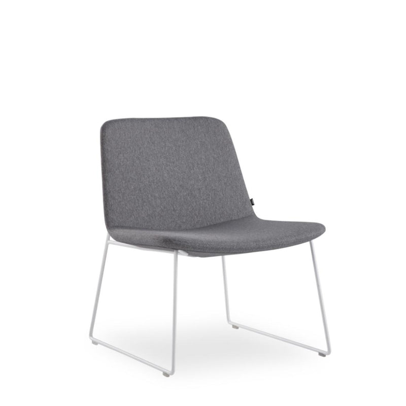 Pera Sled Lounge Chair