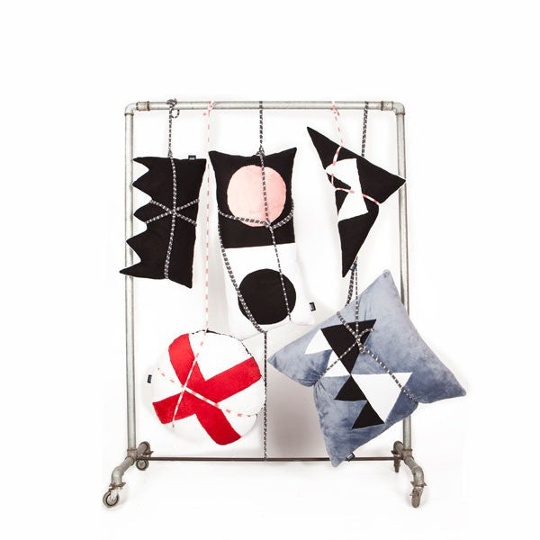 Paparajote modern pillows