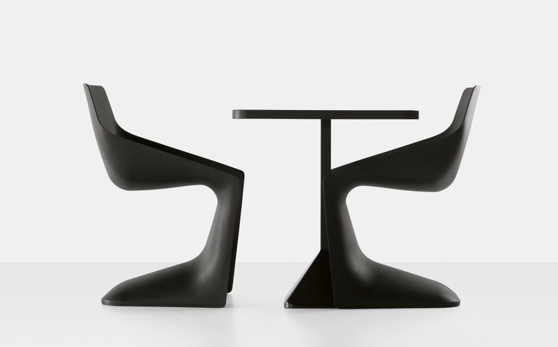 Pulp Stackable Outdoor Armchair