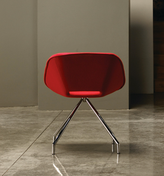 Buy Oval Shaped Modern Swivel Dining Chair | 212Concept