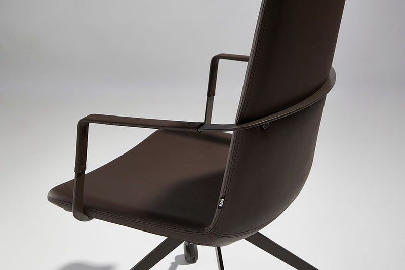 Buy Minimal Customizable Adjustable Zone Office Chair | 212Concept