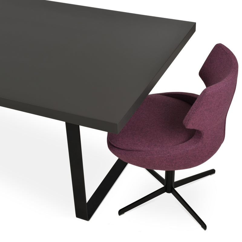 Bosphorus Dining Table