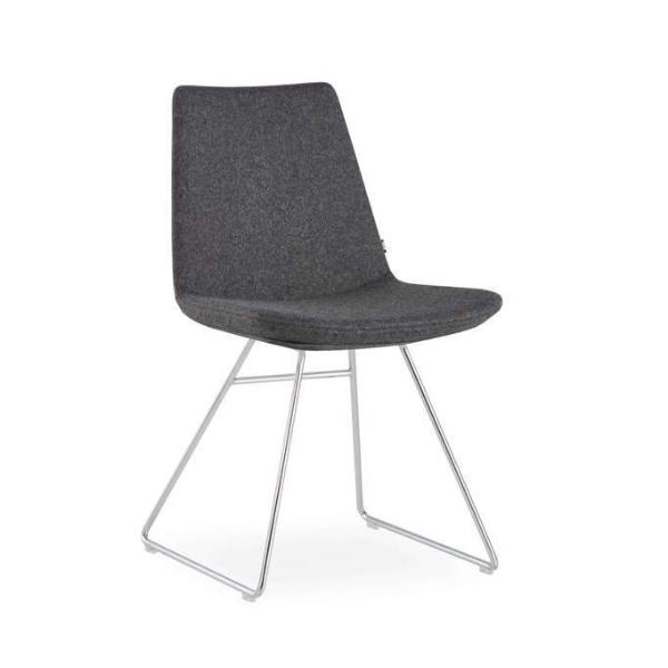 Pera Sled Chair