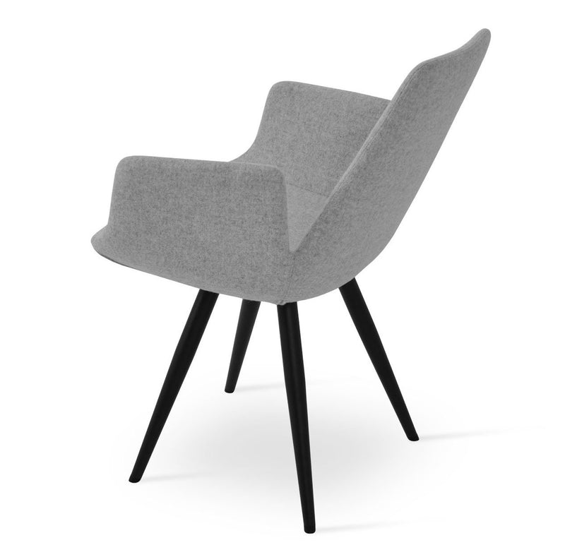 Eiffel Arm Star Chair