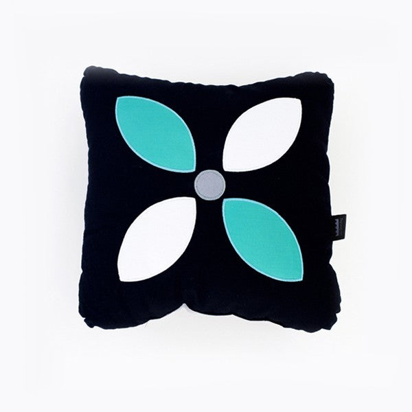 Hydra flower cushion for sofa or bed