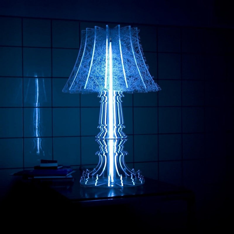 Contemporary Feminine-inspired Marie-Louise Engarved Blue Table Lamp | 212Concept